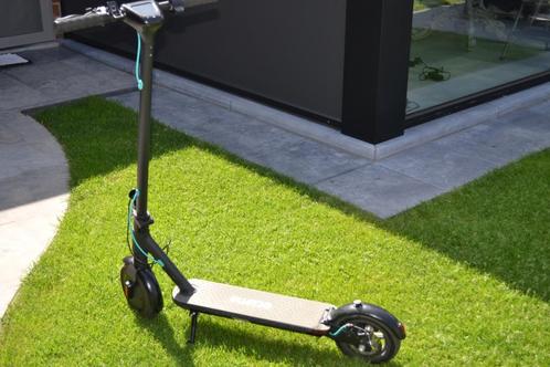 Step, Fietsen en Brommers, Steps, Zo goed als nieuw, Elektrische step (E-scooter), Ophalen