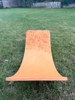 Planche à bascule / Balnce board Utukutu, Enlèvement, Comme neuf