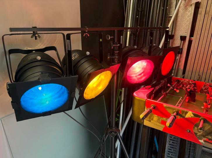 Lampstatief met 4 spots en kleurfilters, Audio, Tv en Foto, Fotografie | Fotostudio en Toebehoren, Gebruikt, Ophalen