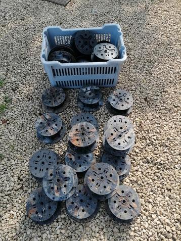 Set van 30 sokkels voor terras van het merk BUZON (Belgisch) beschikbaar voor biedingen