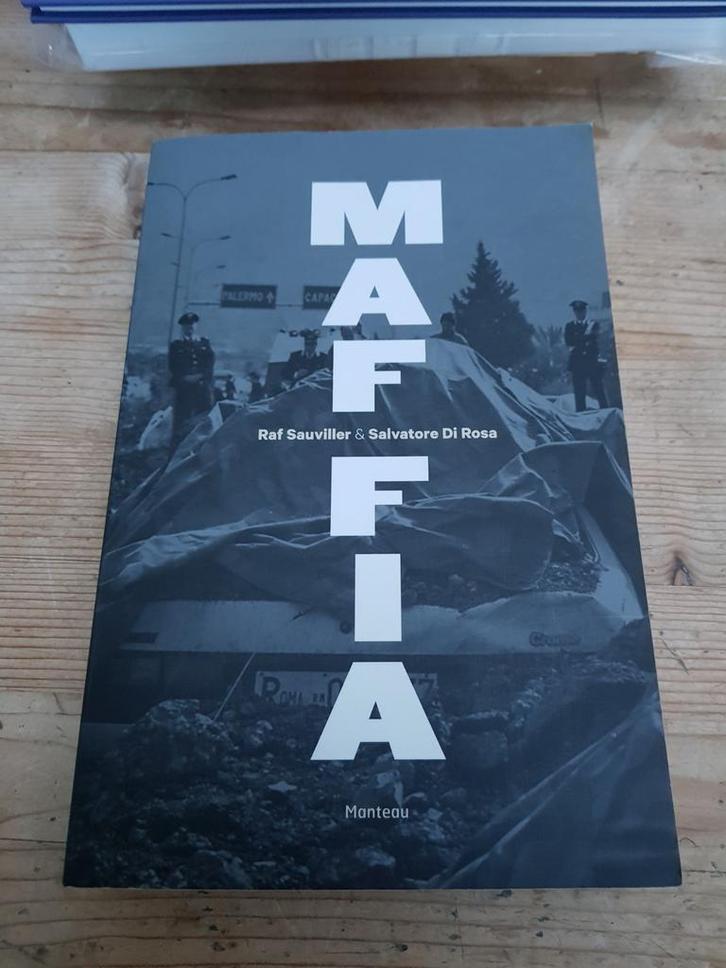 Raf Sauviller & Salvatore Di Rosa MAFFIA, Boeken, Oorlog en Militair, Zo goed als nieuw, Ophalen of Verzenden