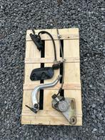 Compleet achterremsysteem derbi 50 aprilia gilera, Fietsen en Brommers, Ophalen of Verzenden, Zo goed als nieuw, Cilinder