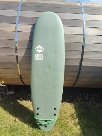 Surfboard softtech Bomber 6.4 beschikbaar voor biedingen