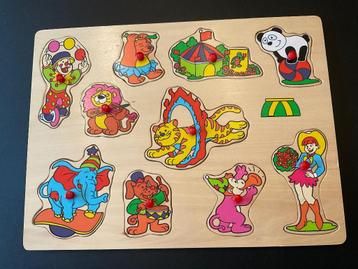 Houten puzzel thema Circus beschikbaar voor biedingen