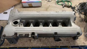 Kleppendeksel Mercedes-Benz M110 motor (280) beschikbaar voor biedingen