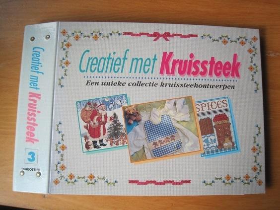 496 - creatief met kruissteek 3 - incl. patronen, Boeken, Hobby en Vrije tijd, Zo goed als nieuw, Borduren en Naaien, Verzenden