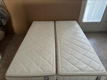 Auping maestro matras 90x210 firm 2 stuks nu voor €1250 euro beschikbaar voor biedingen