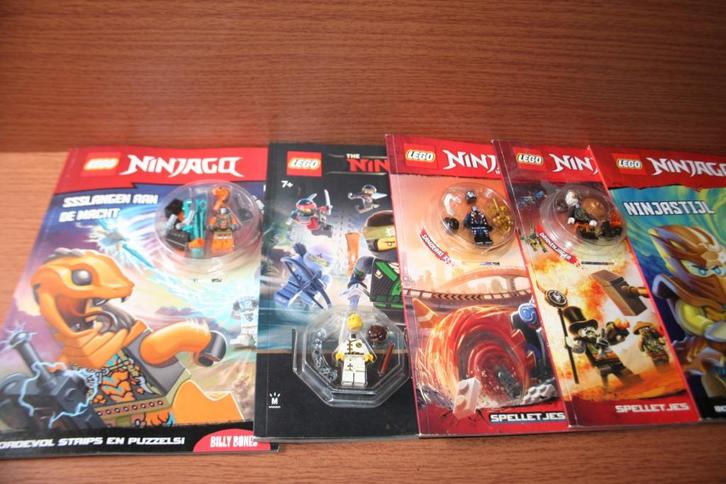 LEGO NINJAGO 6 X magazine met nieuwe minifig, Kinderen en Baby's, Speelgoed | Duplo en Lego, Nieuw, Lego, Complete set, Ophalen