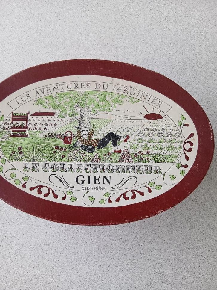 borden  Gien "Le collectionneur - Les crudités", Huis en Inrichting, Keuken | Servies, Zo goed als nieuw, Bord(en), Ophalen