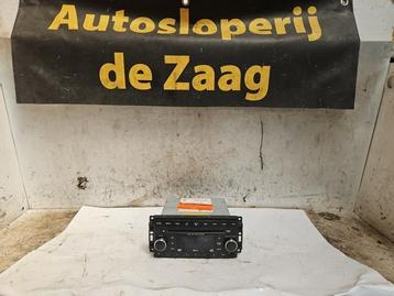 Radio van een Dodge Caliber beschikbaar voor biedingen