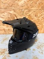 croshelm, Enlèvement