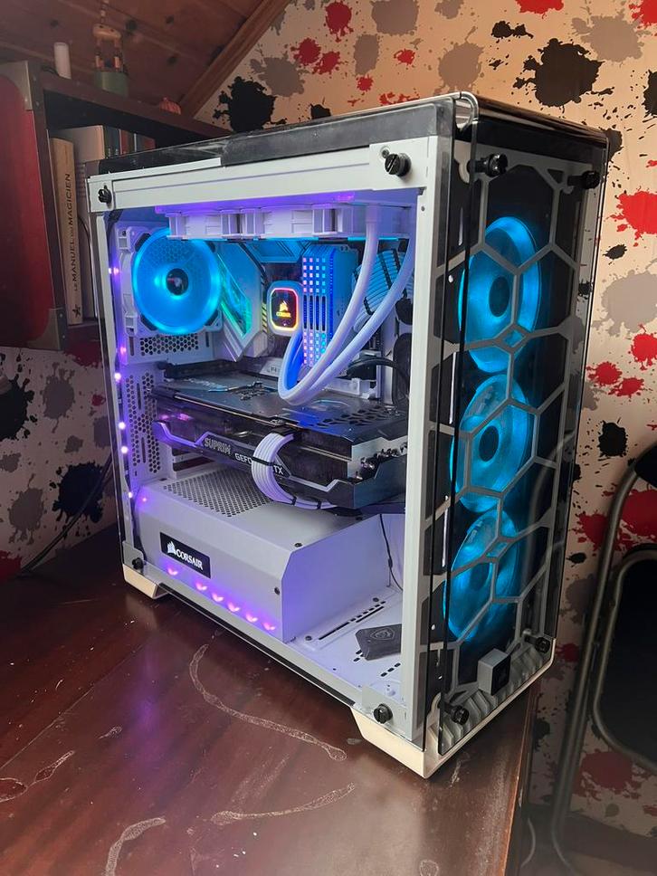 PC Gaming RTX 4090 / i7-13700K /Full Corsair (Garantie 2027), Computers en Software, Computerbehuizingen, Zo goed als nieuw, Ophalen