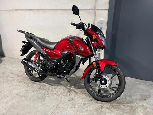 Honda CB125F met bagagerek en USB aansluiting, Motos, Motos | Honda, Entreprise, Autre, jusqu'à 11 kW, 1 cylindre