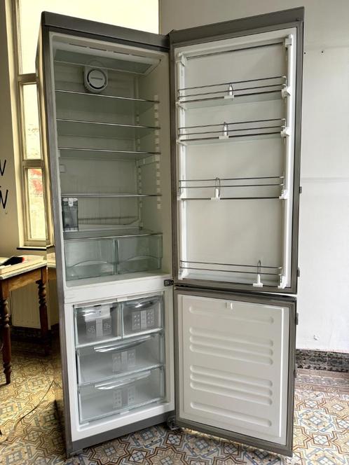 combinaison réfrigérateur/congélateur autoportante Liebherr, Electroménager, Réfrigérateurs & Frigos, Utilisé, Avec congélateur séparé