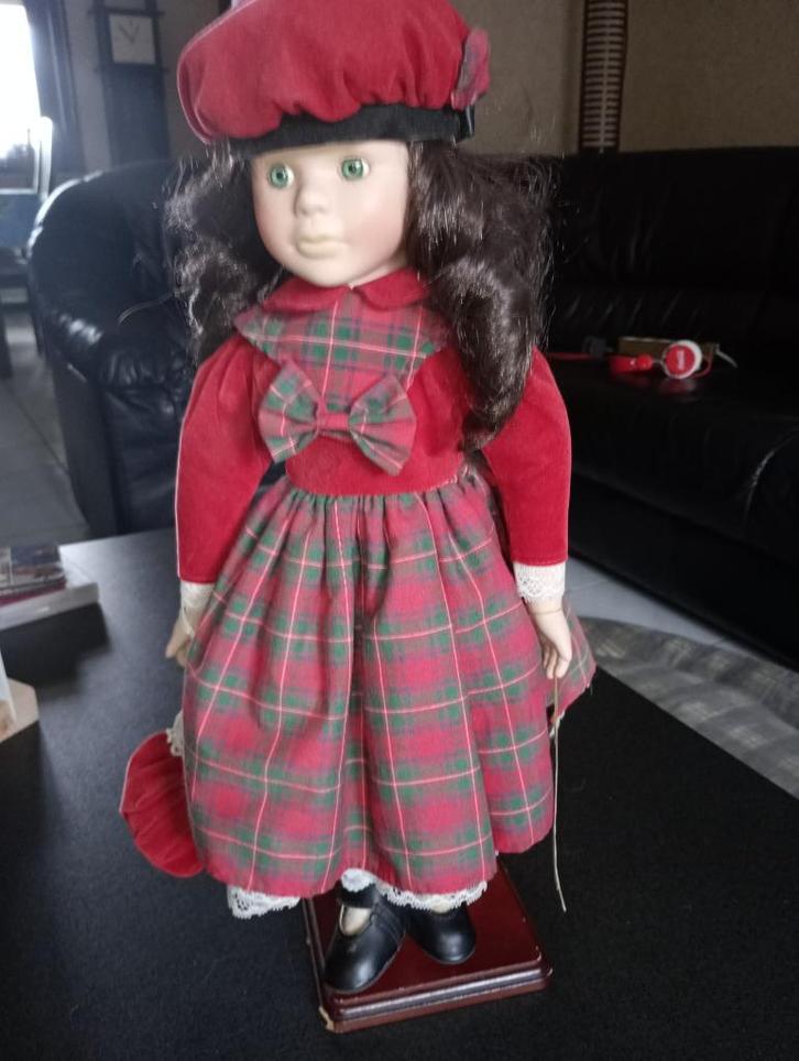 mooie vintage porceleinen poppen, Verzamelen, Poppen, Gebruikt, Pop, Ophalen of Verzenden