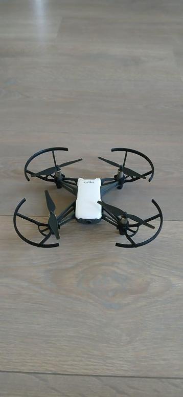 Drone DJI Tello, Enlèvement ou Envoi, Comme neuf, Drone avec caméra
