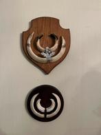 2 muur decoraties slagtanden everzwijn, Ophalen