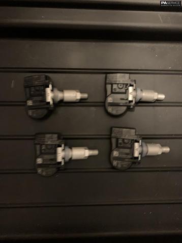 4x Originele Jaguar TPMS sensoren voor Jaguar F Pace  beschikbaar voor biedingen