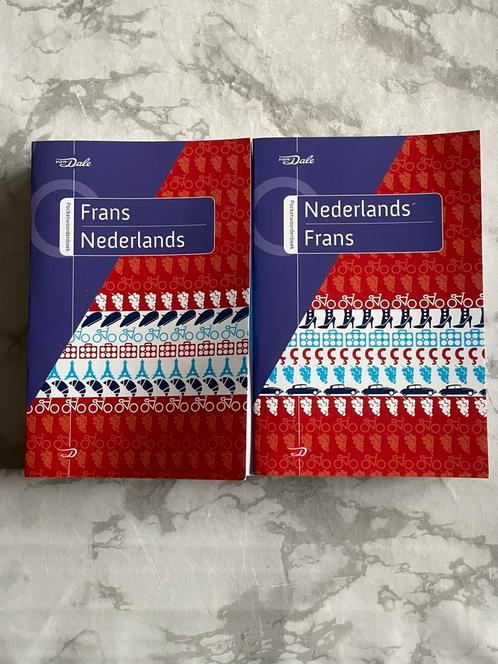 Van Dale woordenboek Frans-Nederlands/Nederlands-Frans, Boeken, Woordenboeken, Zo goed als nieuw, Frans, Van Dale, Ophalen of Verzenden