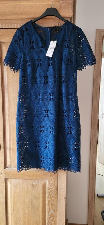 Robe en dentelle neuve maison 1-2-3 beschikbaar voor biedingen