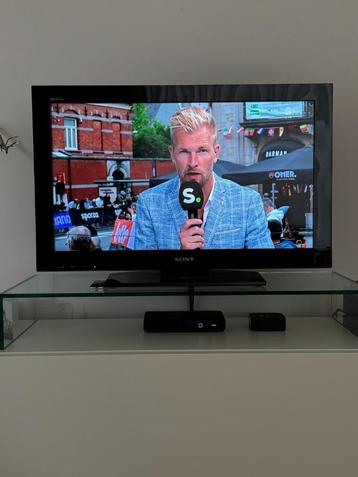 Sony KDL32BX300 LCD LED TV beschikbaar voor biedingen