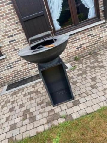 Bbq  beschikbaar voor biedingen