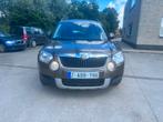 SKODA YETI 1.2BENZINE EUR5 VAN 2012 MET 120DKM, Auto's, Voorwielaandrijving, Euro 5, Zwart, Bruin