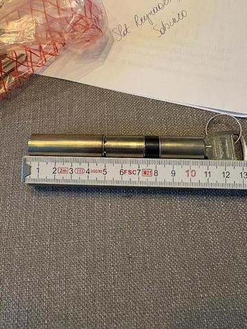 Cilinderslot Sobinco 10 cm beschikbaar voor biedingen