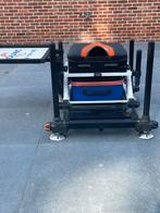 COLMIC EpiK40 viskist met side tray 650 en seat box, Watersport en Boten, Hengelsport | Witvissen, Ophalen, Zo goed als nieuw