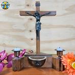 Crucifix vintage en bois avec bougie, chandeliers, crucifix, Enlèvement ou Envoi