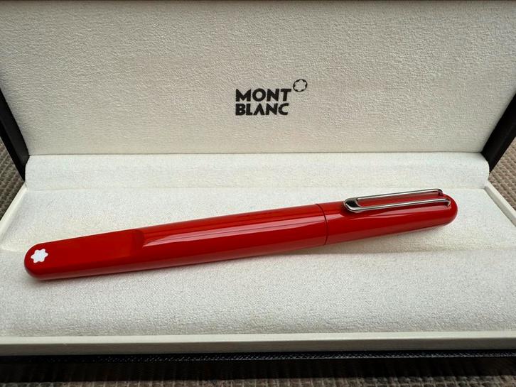 Nieuwstaat Montblanc M Red Line Marc Newson Rollerball Pen, Verzamelen, Pennenverzamelingen, Zo goed als nieuw, Balpen, Mont Blanc