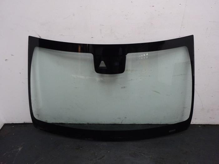 Voorruit van een Mercedes C-Klasse, Auto-onderdelen, Ruiten en Toebehoren, Mercedes-Benz, Gebruikt, 3 maanden garantie, Ophalen of Verzenden