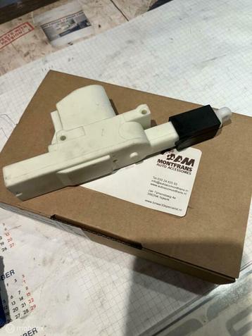 Motor centrale deurvergrendeling BMW E30 ('83-'92) beschikbaar voor biedingen