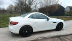 Mercedes SLC180 AMG--line slechts 15.000 kms!!!, Auto's, Mercedes-Benz, Euro 6, 4 cilinders, Cabriolet, Wit