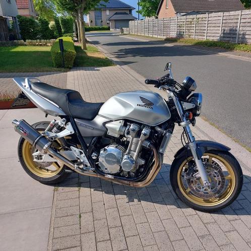 Te koop Honda CB1300 in uitmuntende staat, Motoren, Motoren | Honda, Particulier, Naked bike, meer dan 35 kW, 4 cilinders, Ophalen of Verzenden