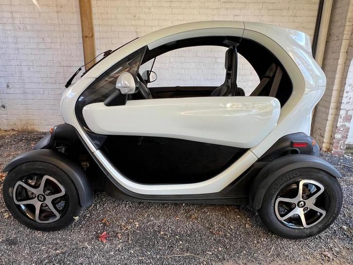 Renault Twizy 45 Excellent état - Remise à neuf, Autos, Renault, Particulier, Twizy, Électrique, 2 portes, Automatique, Blanc