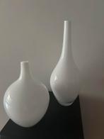 2 Witte vazen IKEA Salong design - ICOON, Huis en Inrichting, Woonaccessoires | Vazen, Ophalen, Wit, Nieuw, Glas