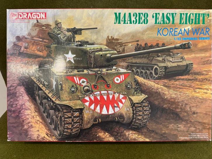 Dragon 1/35 9009 U.S. Sherman M4A3E8 Easy Eight Korea, Hobby en Vrije tijd, Modelbouw | Auto's en Voertuigen, Zo goed als nieuw