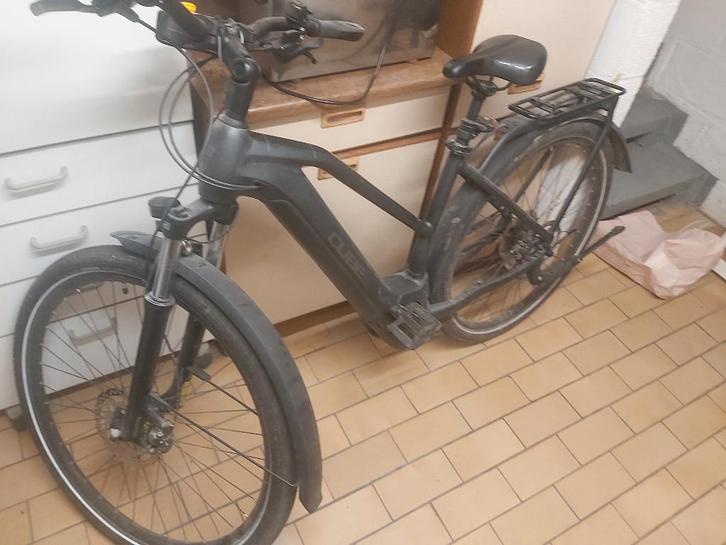 velo electrique cube, Vélos & Vélomoteurs, Vélos électriques, Neuf, Cube, 47 à 51 cm, Enlèvement