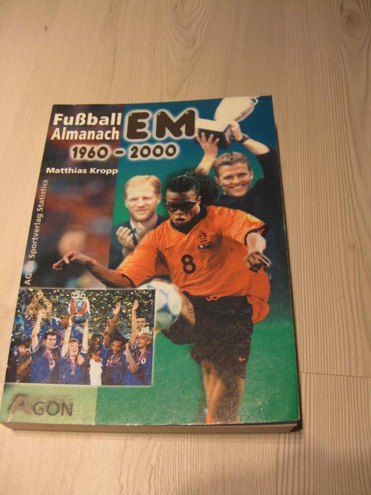 Fussball Almanach EM 1960 - 2000, Boeken, Sportboeken, Gelezen, Balsport, Ophalen of Verzenden