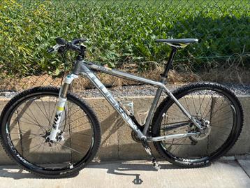 Mountainbike beschikbaar voor biedingen