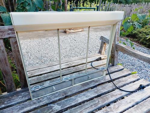 Vintage retro badkamerkast / spiegelkast, Huis en Inrichting, Badkamer | Badkamermeubels, Zo goed als nieuw, Spiegelkast, Ophalen