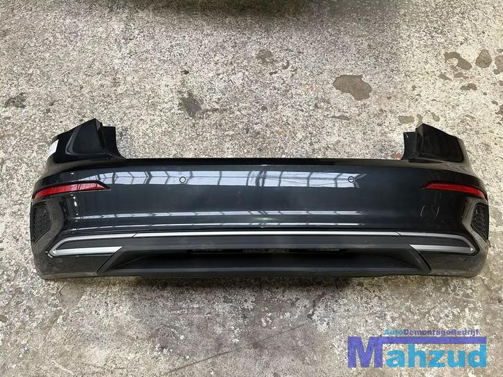 AUDI A3 8Y Sportback hybrid donker groen achterbumper 2019+, Auto-onderdelen, Carrosserie, Bumper, Audi, Achter, Gebruikt