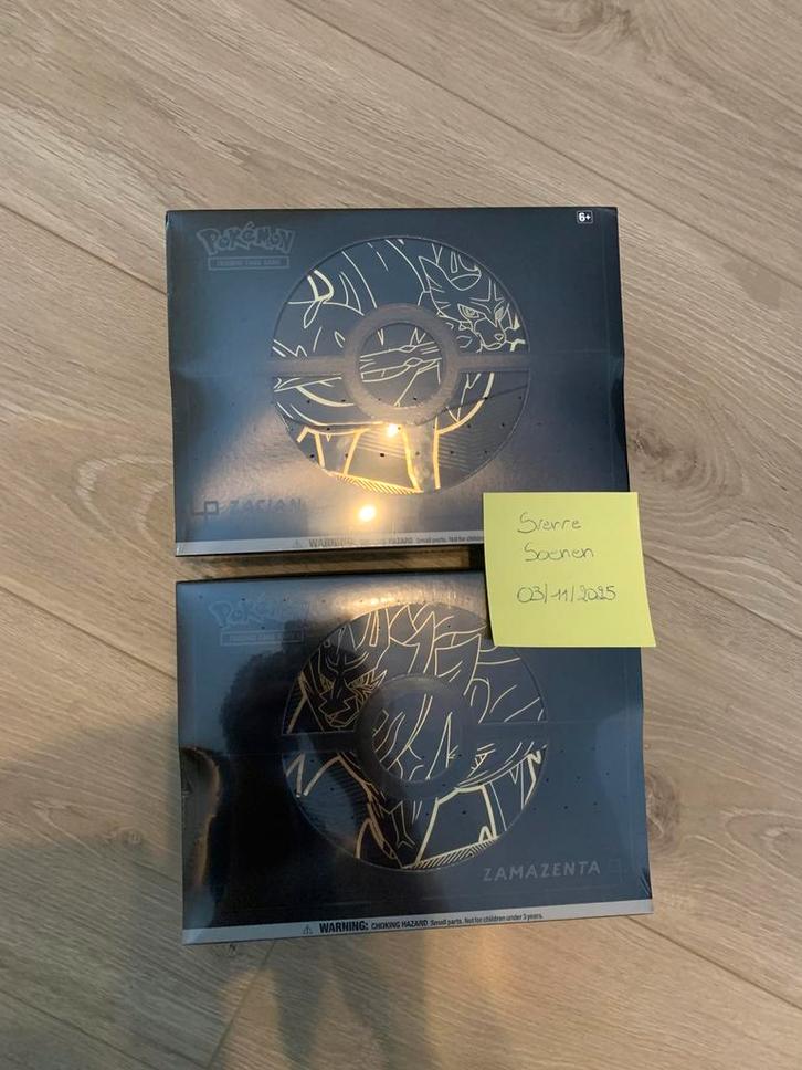 Zacian & Zamazenta ETB Plus (SEALED), Hobby en Vrije tijd, Verzamelkaartspellen | Pokémon, Zo goed als nieuw, Booster, Ophalen of Verzenden