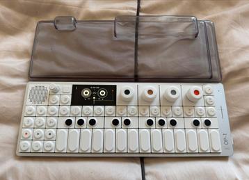 Teenage Engineering OP-1 Field beschikbaar voor biedingen