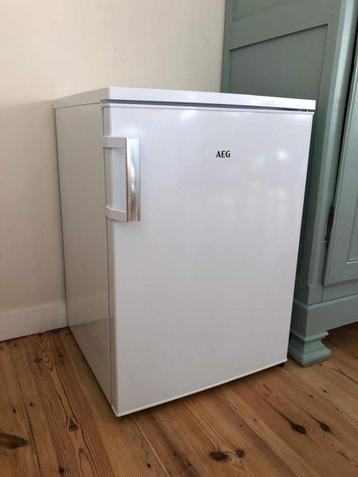 Petit frigo AEG