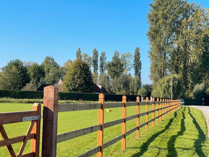 Installation de clôtures, de poteaux et de portails en bois, Animaux & Accessoires, Box & Pâturages, Pâturage, 2 ou 3 chevaux ou poneys