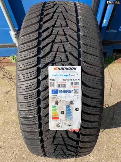 1x Nieuwe Hankook 255 45 19 Winterband, Auto-onderdelen, Banden en Velgen, Banden en Velgen, Winterbanden, 19 inch, 255 mm, Personenwagen