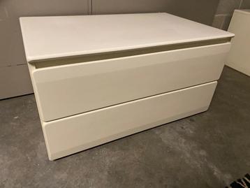 2 commodes soft edge beschikbaar voor biedingen