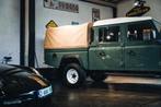 Land Rover Defender 130 // DCPU // ALL INCL, Auto's, Land Rover, 4x4, Zwart, 3500 kg, Te koop